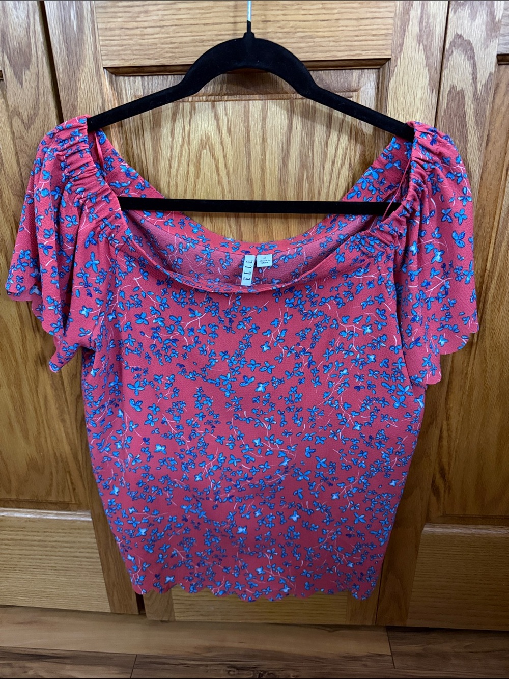 Elle Coral Off-Shoulder Floral Top with Blue Accents